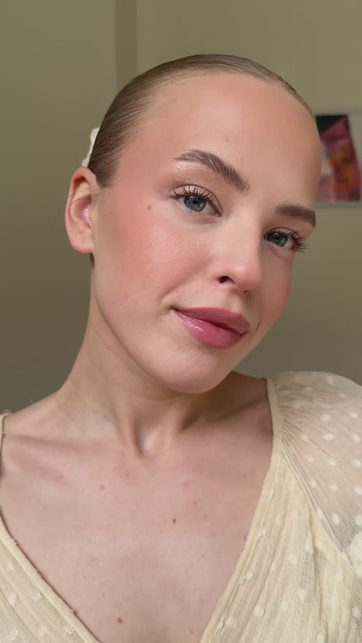 La Laque Tinted Lip Oil